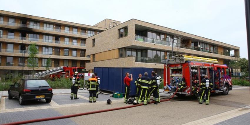 Woningen onbewoonbaar door brand in seniorencomplex Den Bosch 