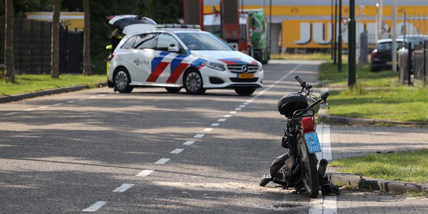 bromfiets-politieauto