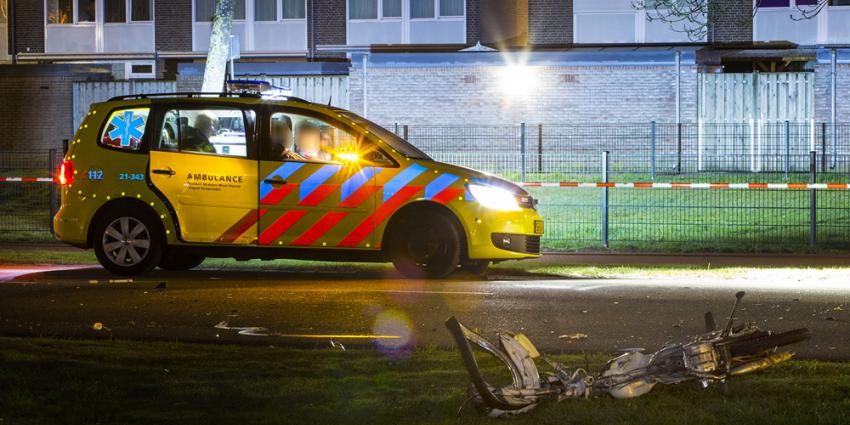 Automobilist vlucht na dodelijke aanrijding met bromfietser Den Bosch