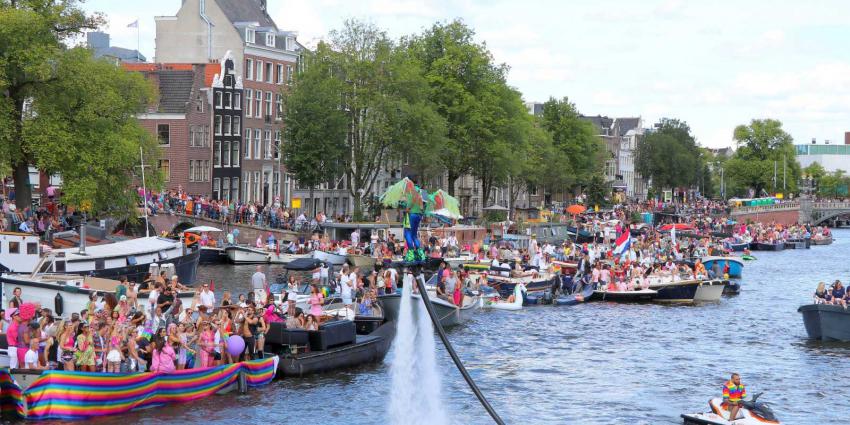 canal-parade