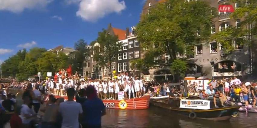 Druk in Amsterdam voor Canal Parade