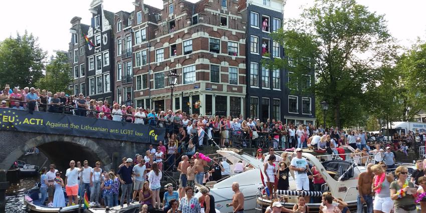 Zakkenrollers trappen tijdens Europride in 'track&trace' telefoons politie 