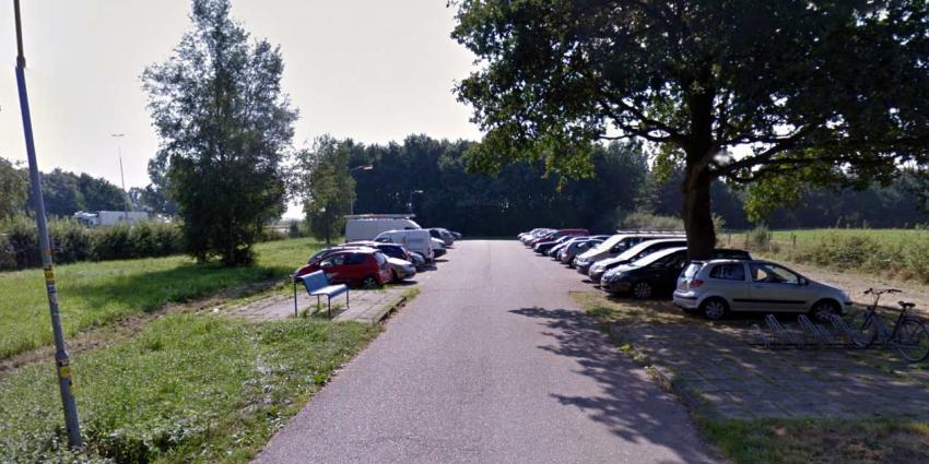 Man op carpoolplaats in Vaassen door misdrijf omgekomen