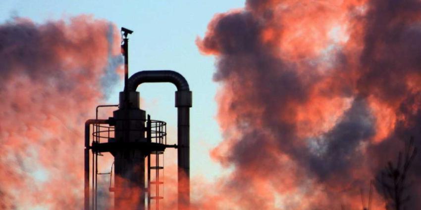 chemie, industrie, uitstoot,