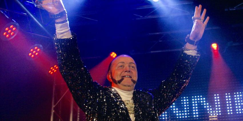 Ronnie Ruysdael ontvangt Oeuvre Award