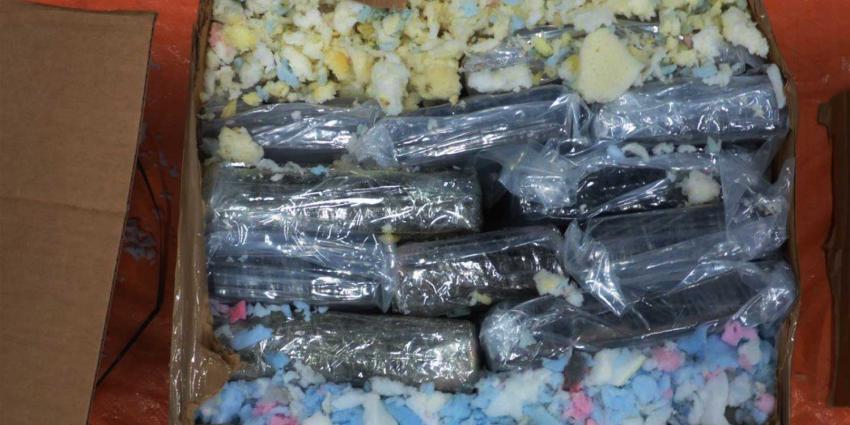 Afvalcontainer bevat ook nog 260 kilo verstopte cocaïne