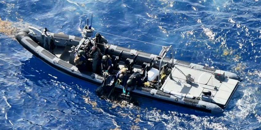 coke-marine-speedboot