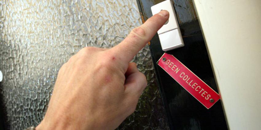 Collectant met geweld beroofd in Den Haag