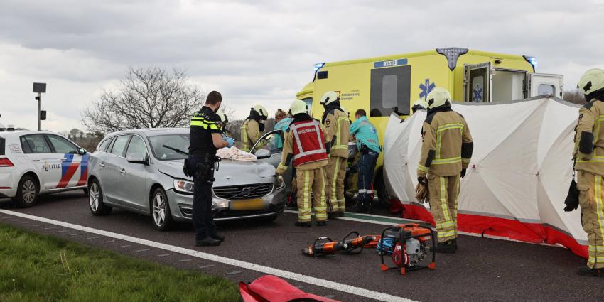 Hulpdiensten ter plaatse