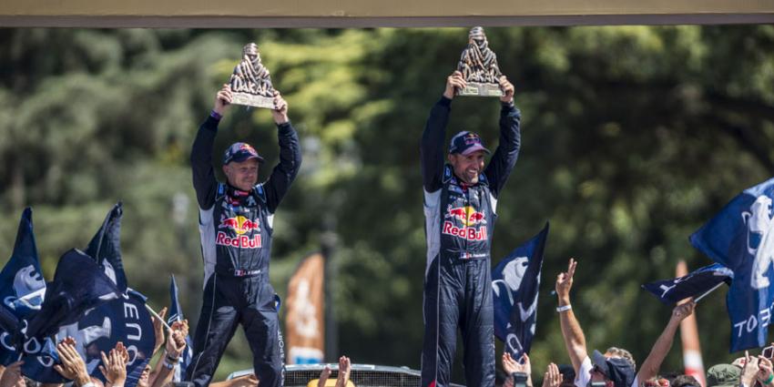 Peugeot wint Le Dakar 2016