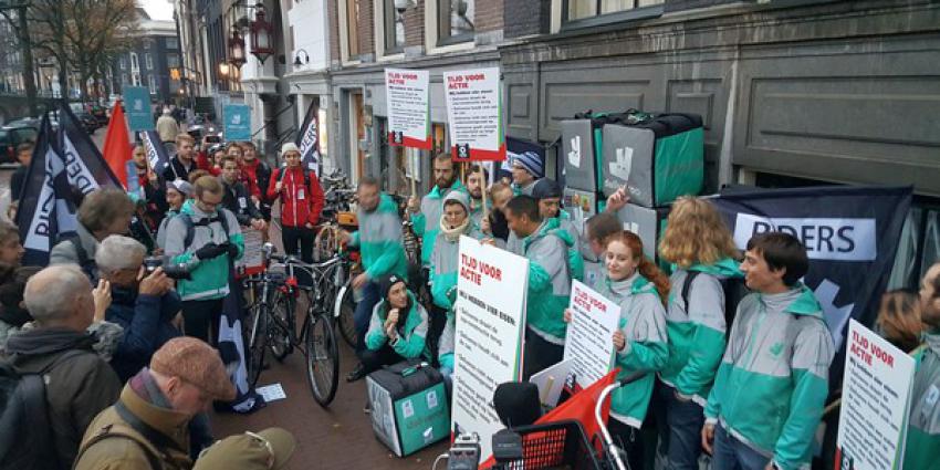 Bezorgers Deliveroo vallen onder arbeidsovereenkomst