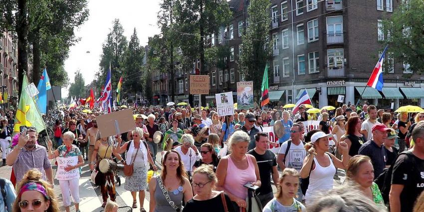 demonstratie-coronamaatregelen-Amsterdam