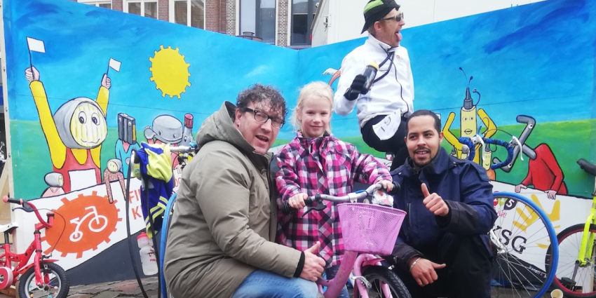 Groningers doneren ruim 300 kinderfietsen