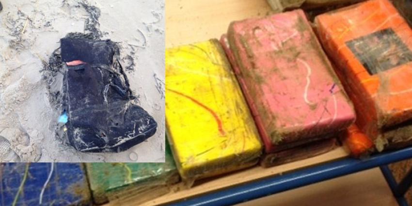 Ongewenste ‘kerstsneeuw’ op strand van Egmond aan Zee