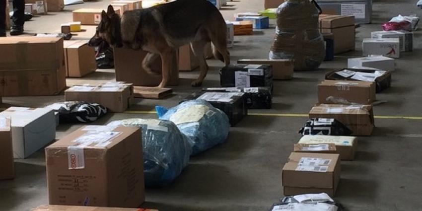 Drie aanhoudingen in onderzoek naar verzenden van postpakketten met drugs