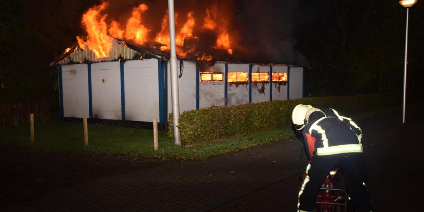 Gebouw duivensportvereniging Hoogeveen verwoest door brand