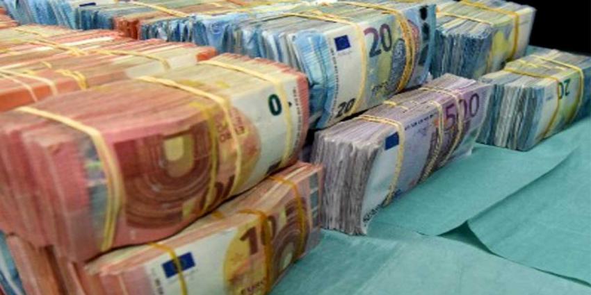 euro-bankbiljetten-cash