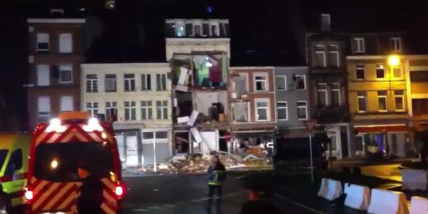 Gevel bij drie etages van pand in Verviers weggeslagen na explosie