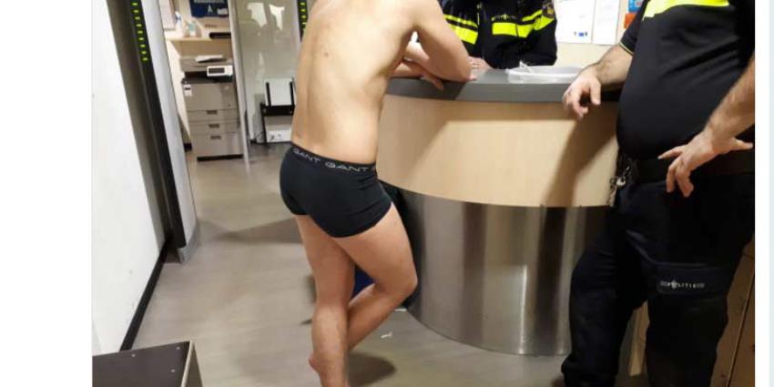 Politie treft feestganger in onderbroek aan in parkeergarage