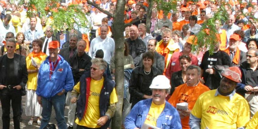 FNV: Dag van de Arbeid door duizenden in Amsterdam gevierd
