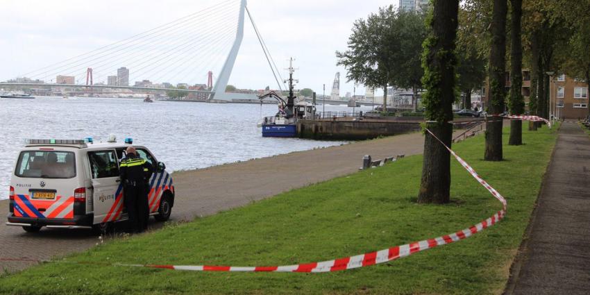  Dode vrouw gevonden in Nieuwe Maas
