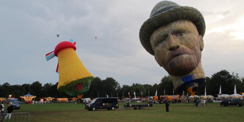 Friese ballonfeesten Joure trekt veel publiek