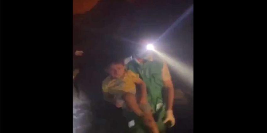 gaza-kind-hulpverlener