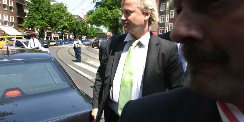 Foto van Wilders met beveiliging | Archief EHF