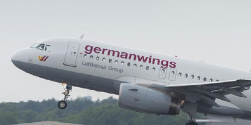 Herdenkingsdienst  in Keulse Dom voor slachtoffers vliegramp Germanwings