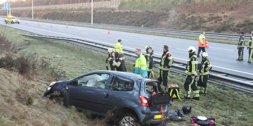 KNMI waarschuwt voor gladde wegen. A28 en A12 spekglad