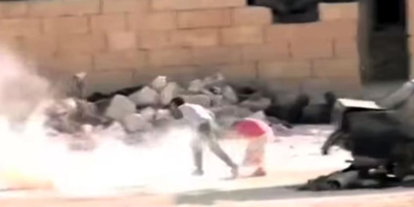 Heldendaad Syrisch jongetje blijkt in scène gezet