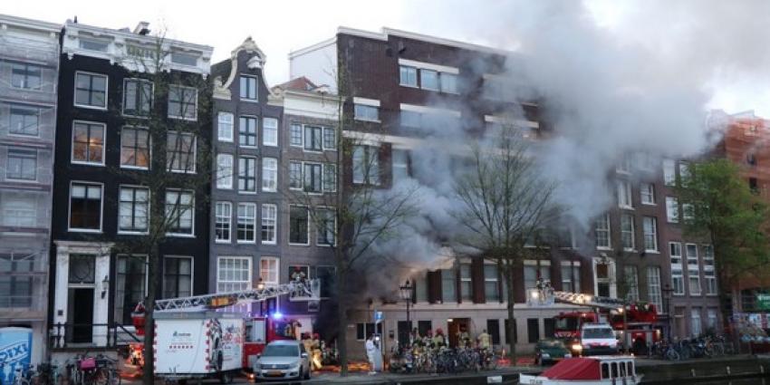 Twee grote branden in Amsterdam