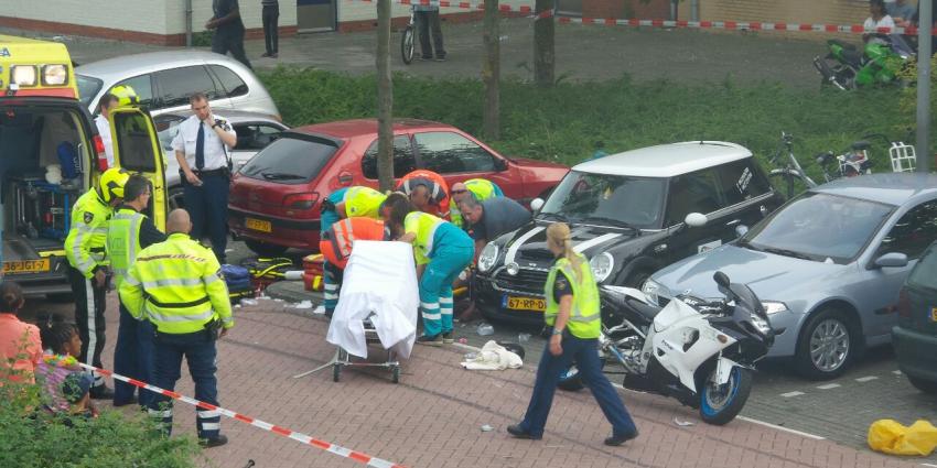 Motorrijder zwaargewond in Amsterdam 