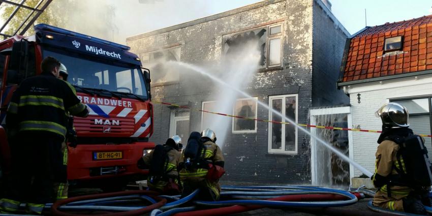 Hond gered bij brand in Uithoorn