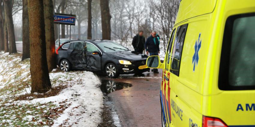 Zwaar beschadigde auto