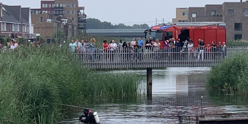 Duikers opzoek naar kinderen