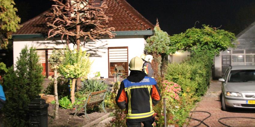 Woningbrand door kortsluiting in waterbed