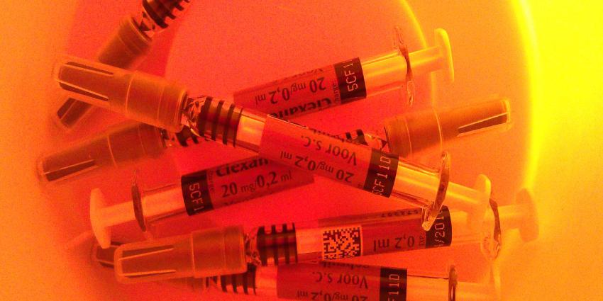 injectie-medicijn-emmer