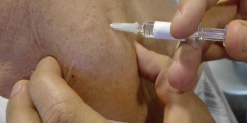 GGD nodigt jongeren uit voor vaccinatie tegen meningokokkenziekte ACWY