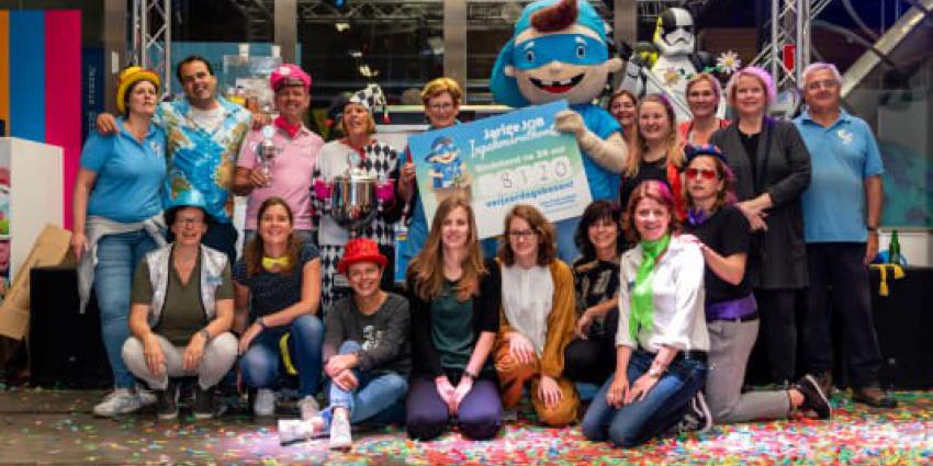 Foto van deelnemers inpakmarathon