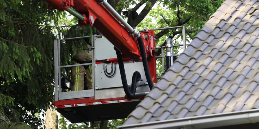 kat-boom-hoogwerker-brandweer