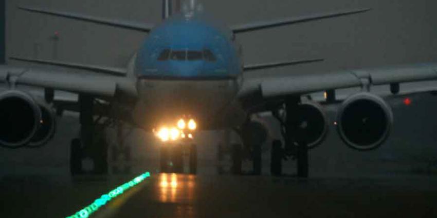 KLM schrapt 170 vluchten vanwege storm