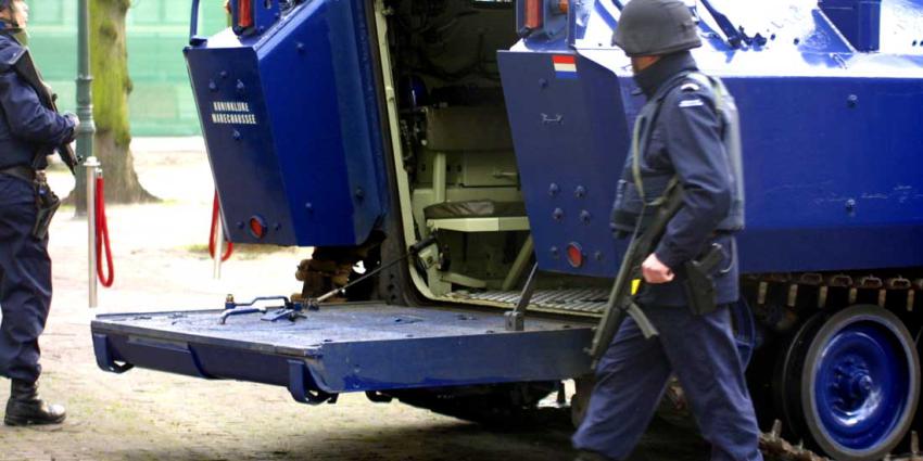 Waarschuwingsschot militair op Binnenhof was rechtmatig