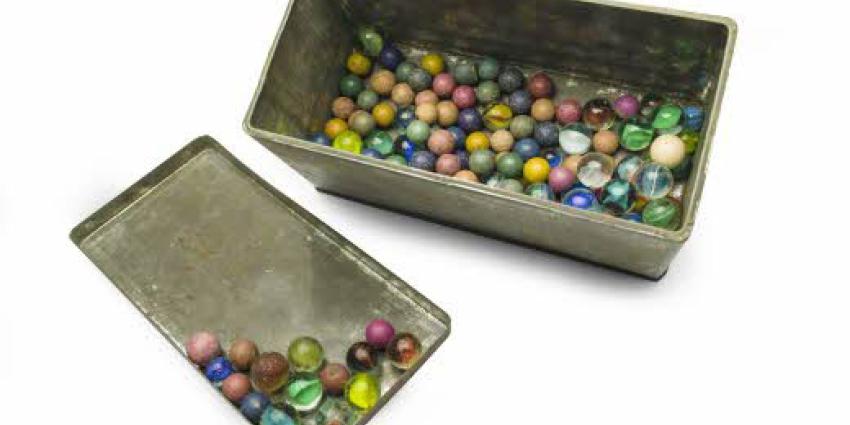 Foto van knikkers Anne Frank