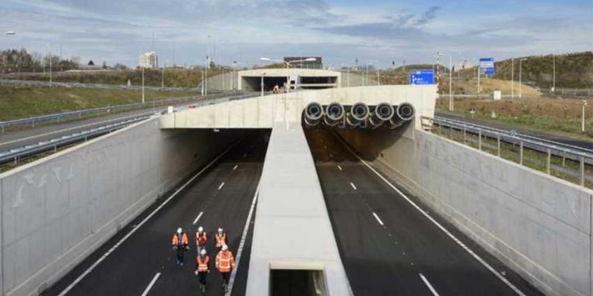 Gedeelte A2-tunnel Maastricht tijdelijk dicht vanwege haperend C2000