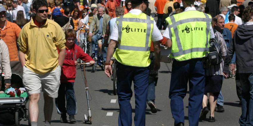 Politie pakt tijdens Koningsnacht en -dag in Amsterdam 22 zakkenrollers op 