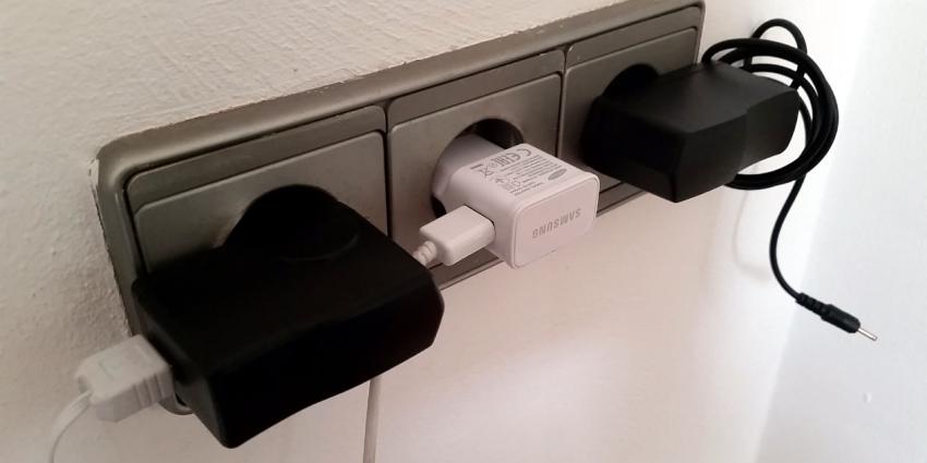 NVWA waarschuwt voor brandgevaarlijke USB-laders