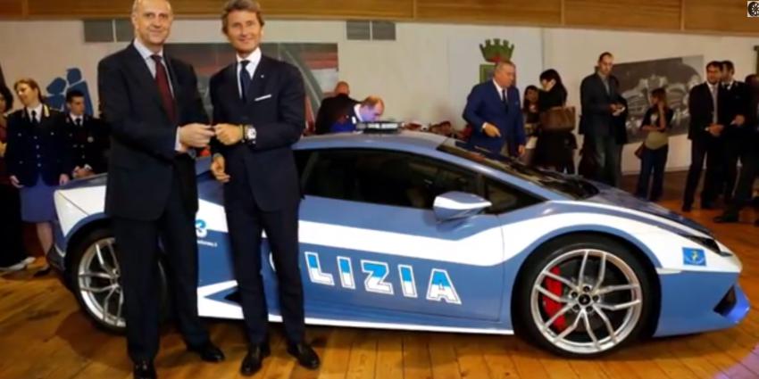 foto van Italiaanse politieauto