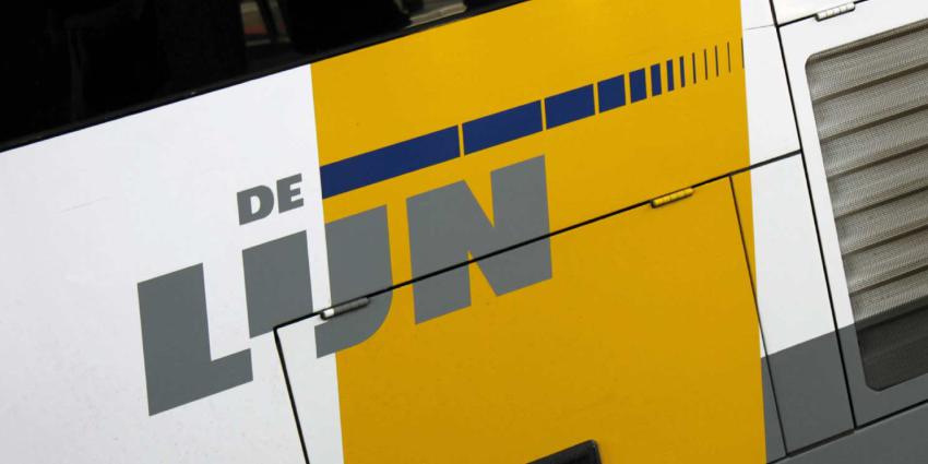 Buschauffeur rekent af met zijn reizigers om zoveelste 'belletje trek'