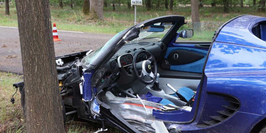 lotus-sportwagen-crash